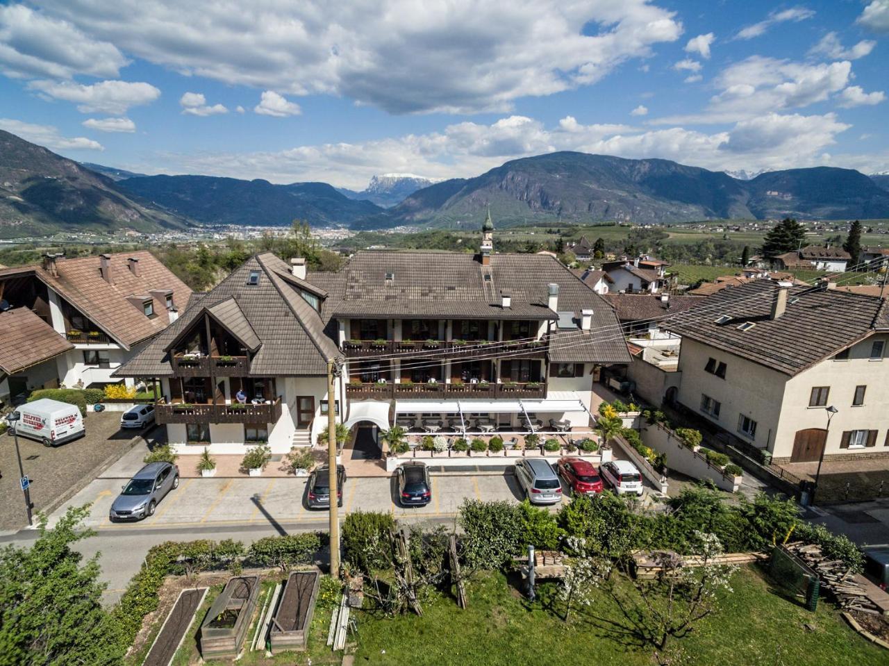 Hotel St. Justina Hof 阿皮亚诺苏拉斯特拉达 外观 照片