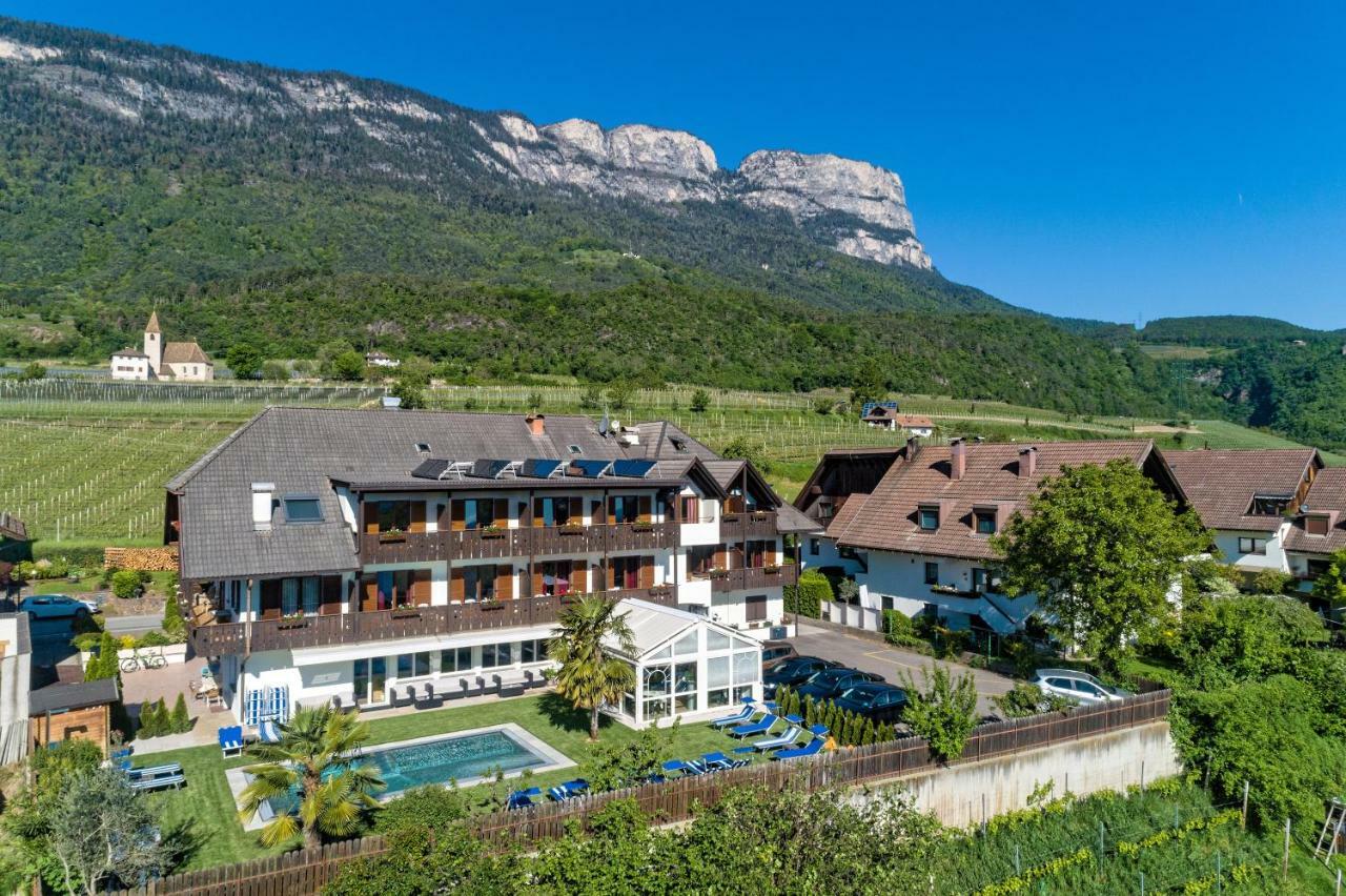 Hotel St. Justina Hof 阿皮亚诺苏拉斯特拉达 外观 照片